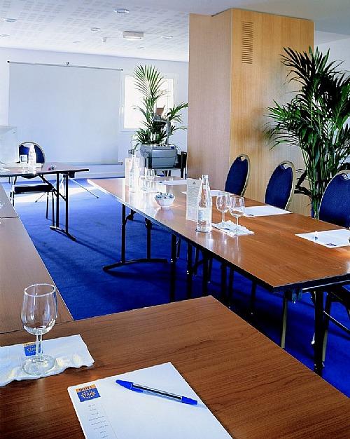 Hotel Stars Arcueil Aulnay-sous-Bois Ανέσεις φωτογραφία